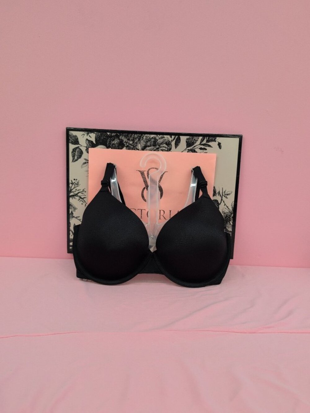 Victoria's Secret PINK Wear Everywhere Lightly Lined T-Shirt Bra 34DDD Black